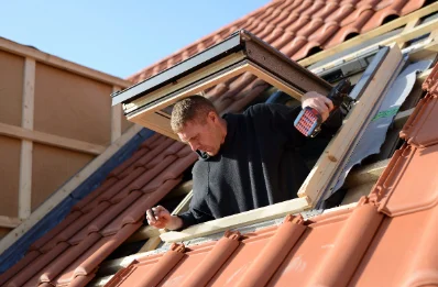 Pose de fenêtres de toit Velux à Bavent